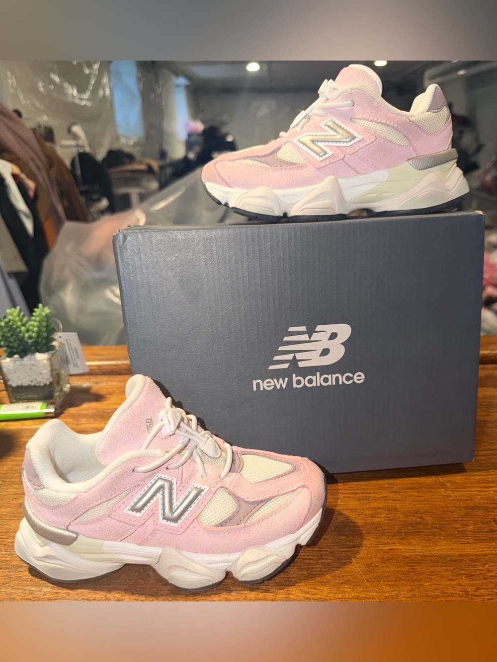 Girls New Balance 9060 Sneakers Size 10 Toddler